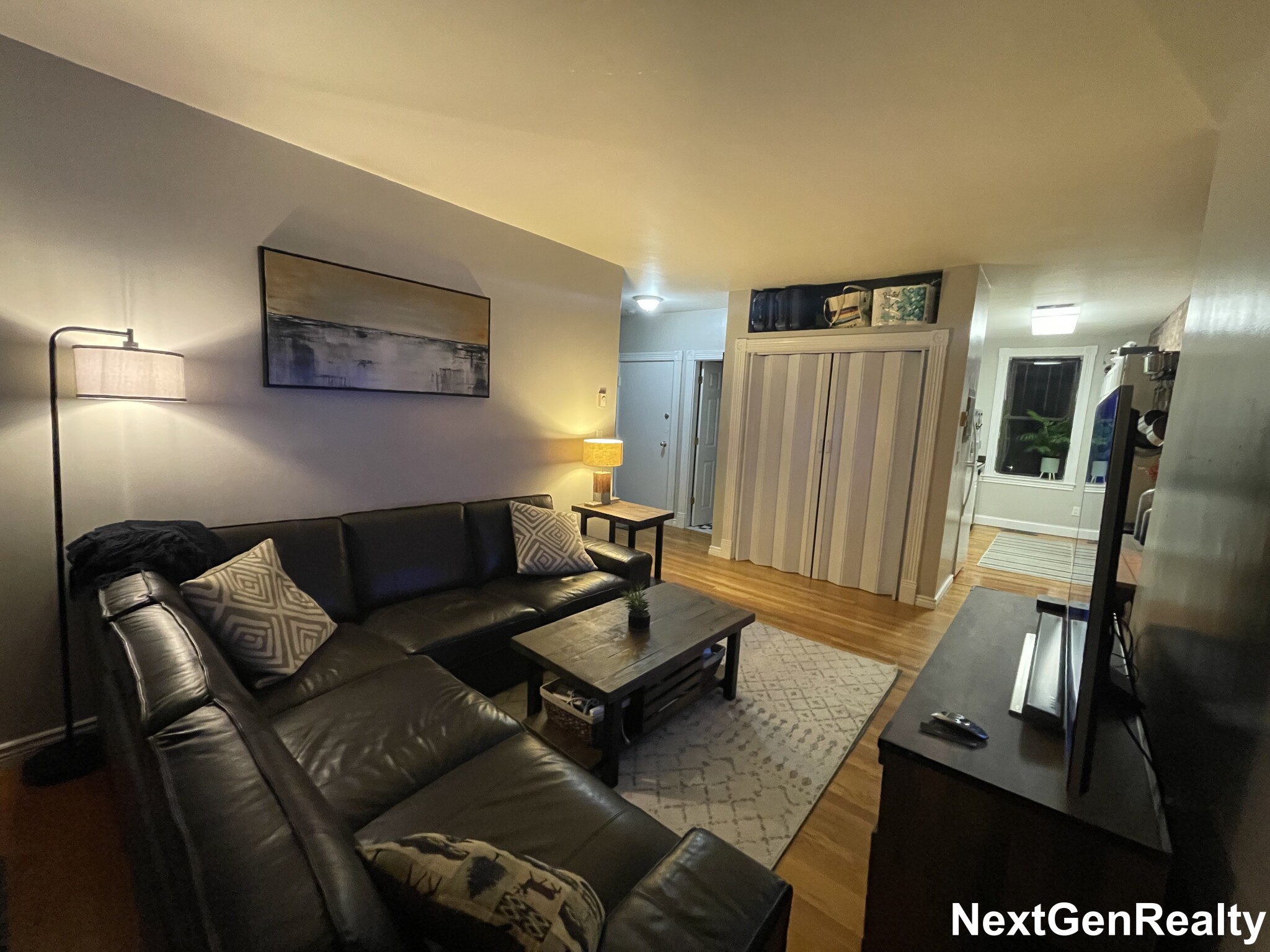 90 Saint Botolph St, South End