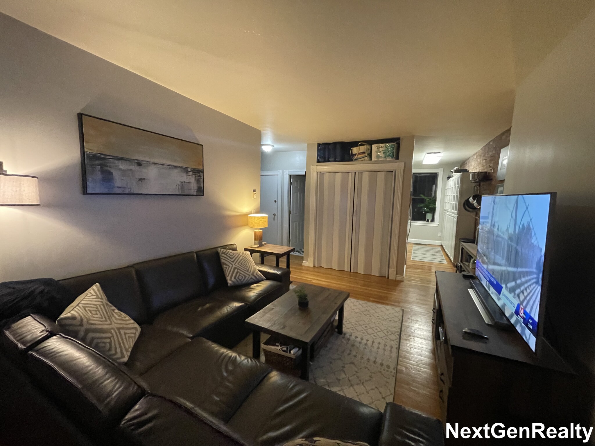 90 Saint Botolph St, South End