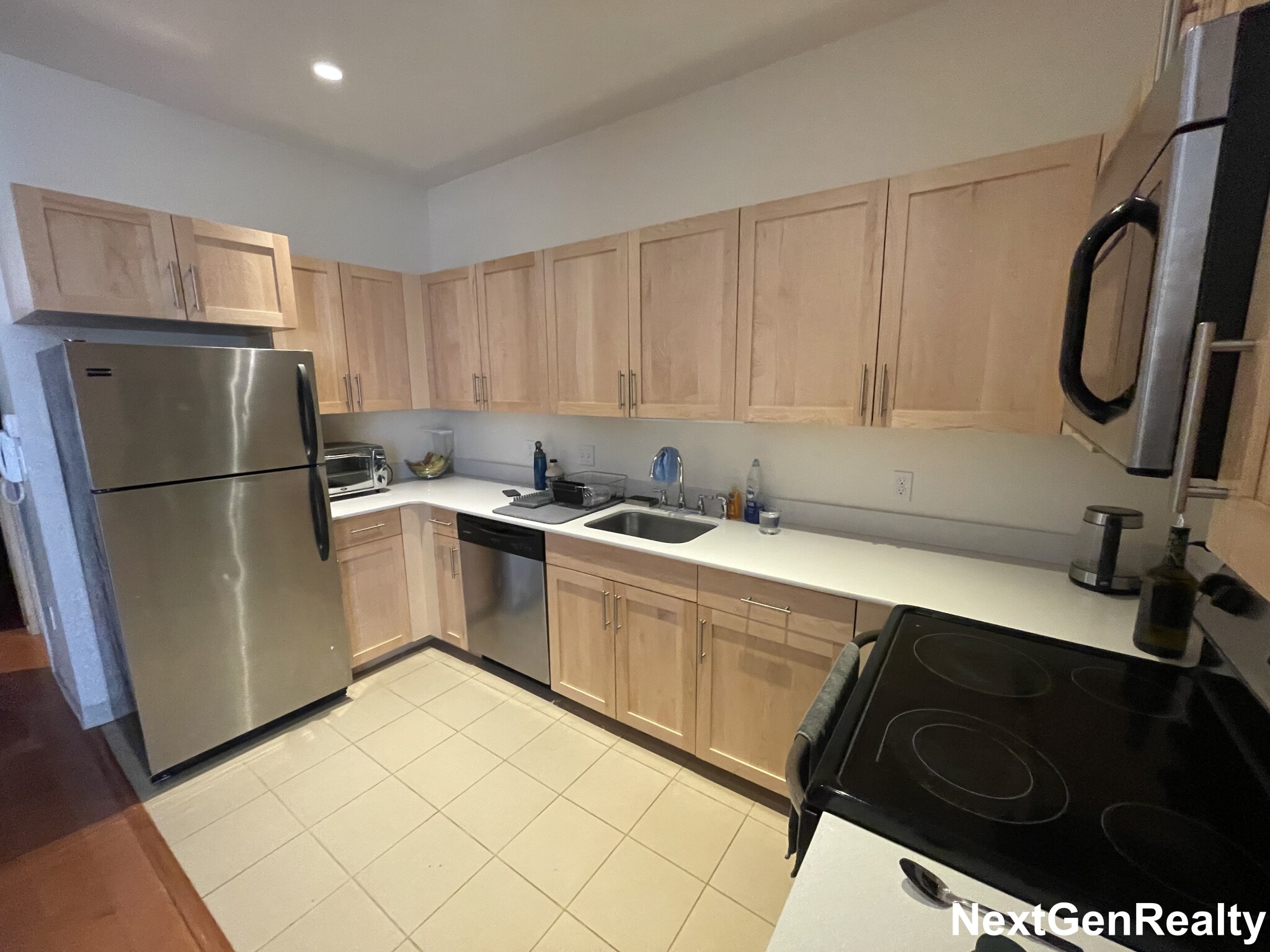 407 Washington St, Downtown