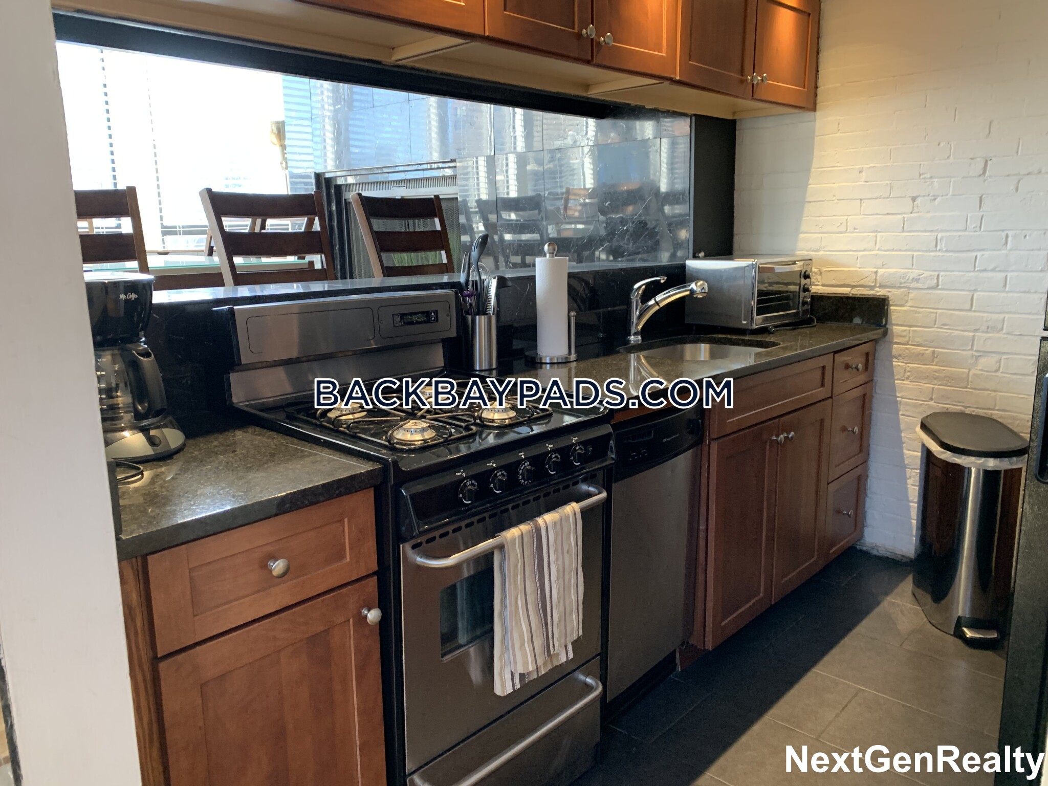 113 Beacon St, Back Bay