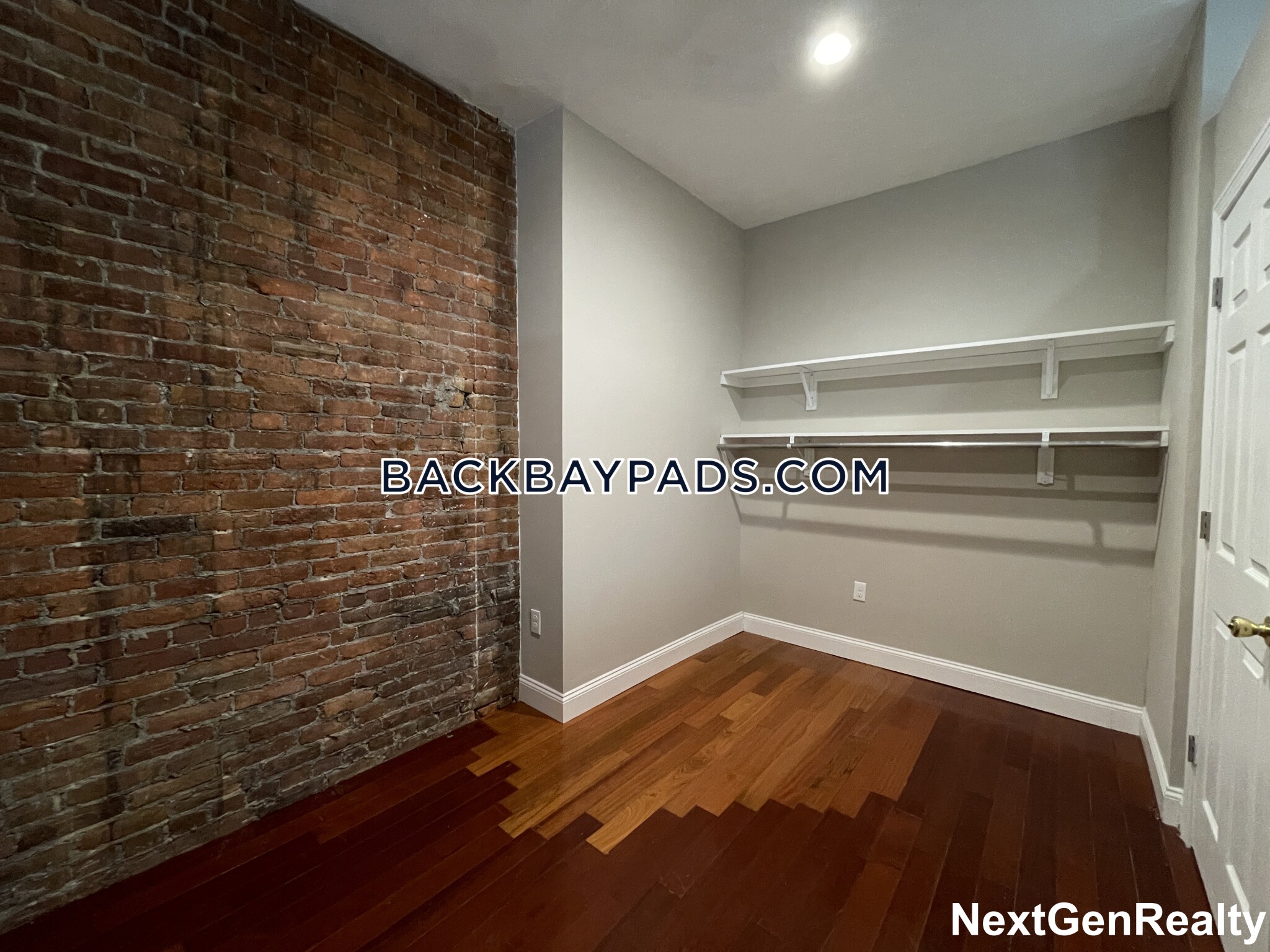 250 Newbury, Back Bay