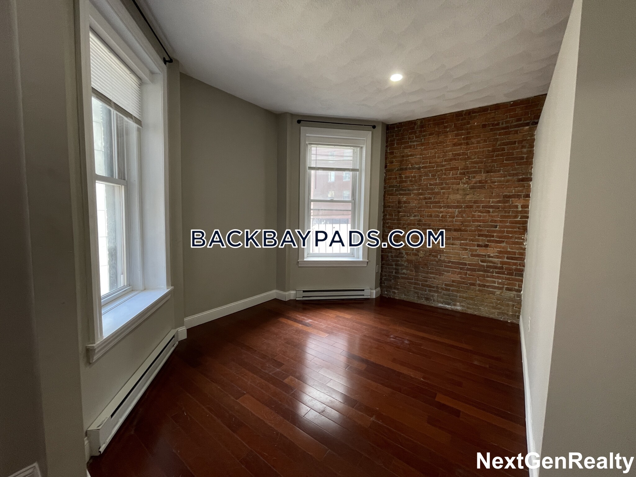 250 Newbury, Back Bay