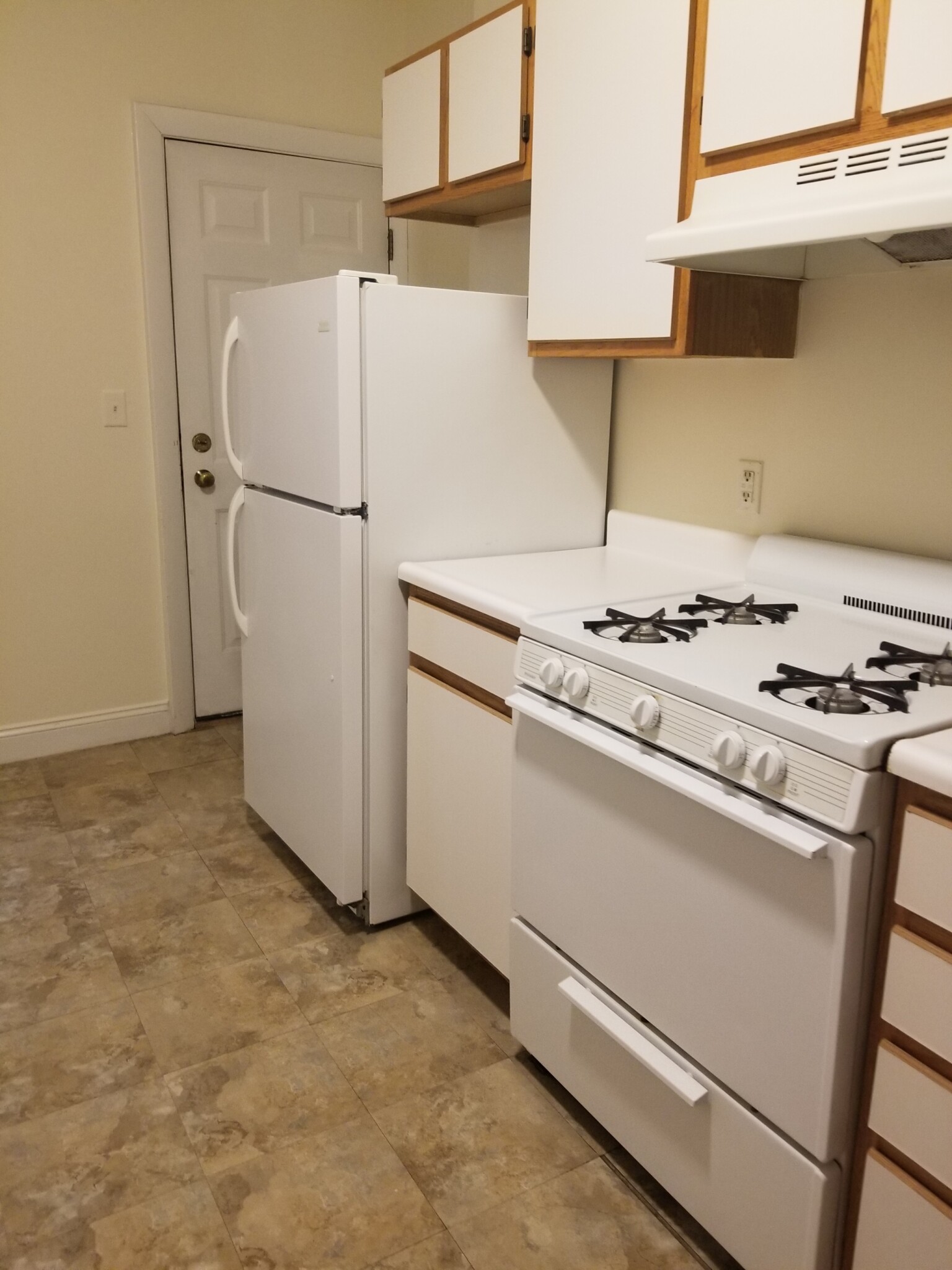 https://ygl-photos.s3.us-west-004.backblazeb2.com/1573W65b13fd260e77.jpg