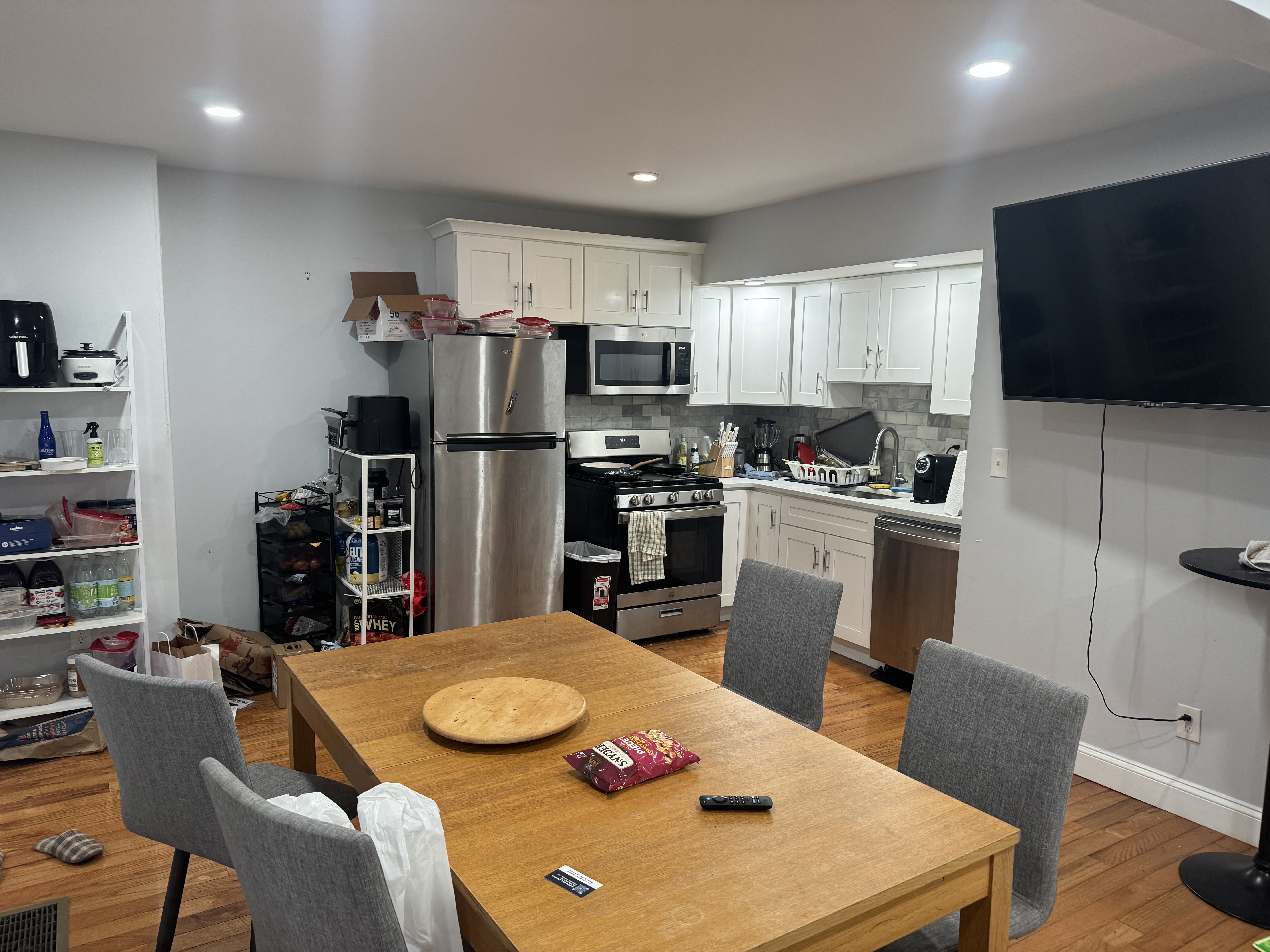 Photos of apartment on East Lenox,Boston MA 02118