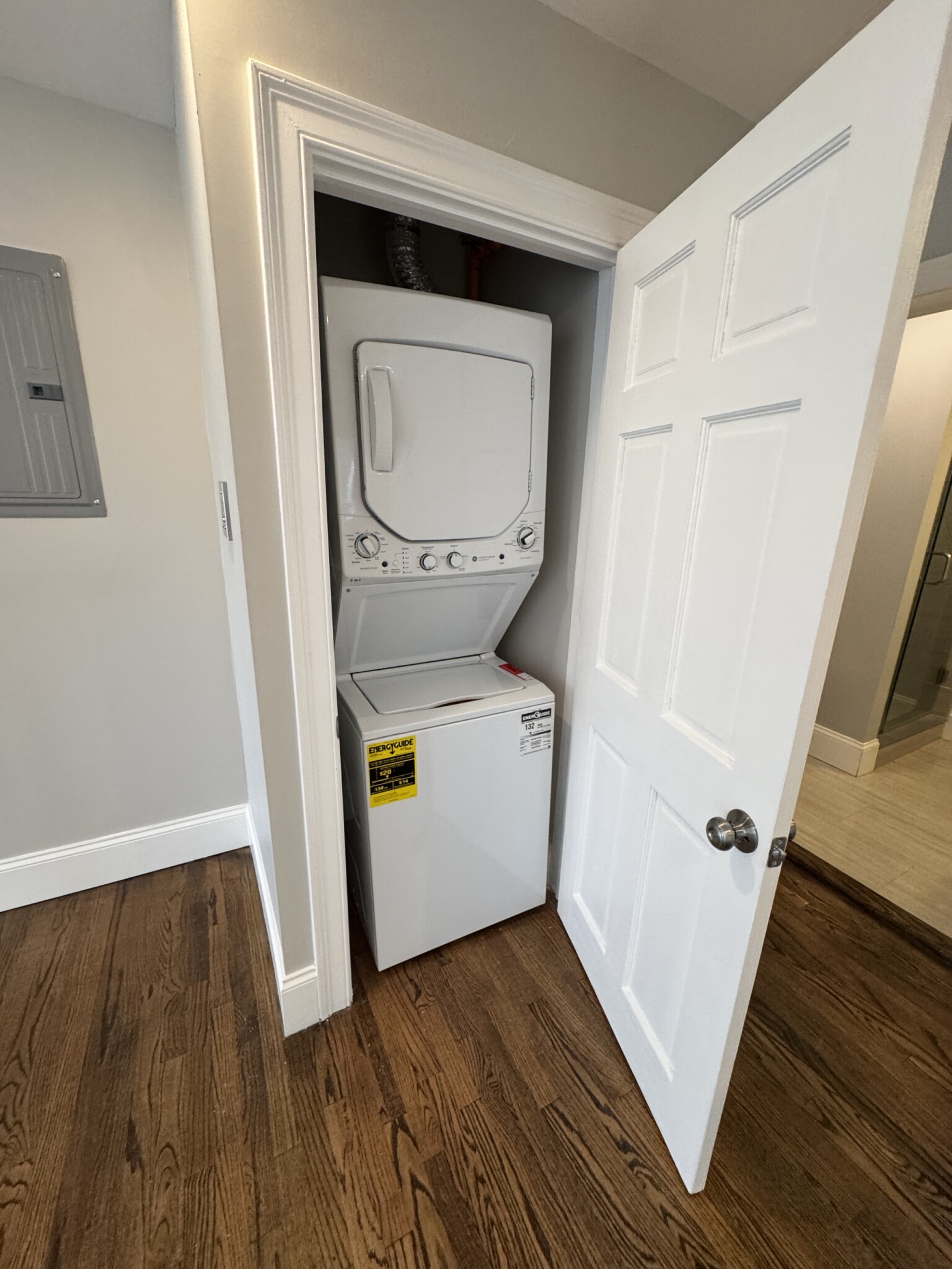 Photos of apartment on Dudley St.,Boston MA 02119