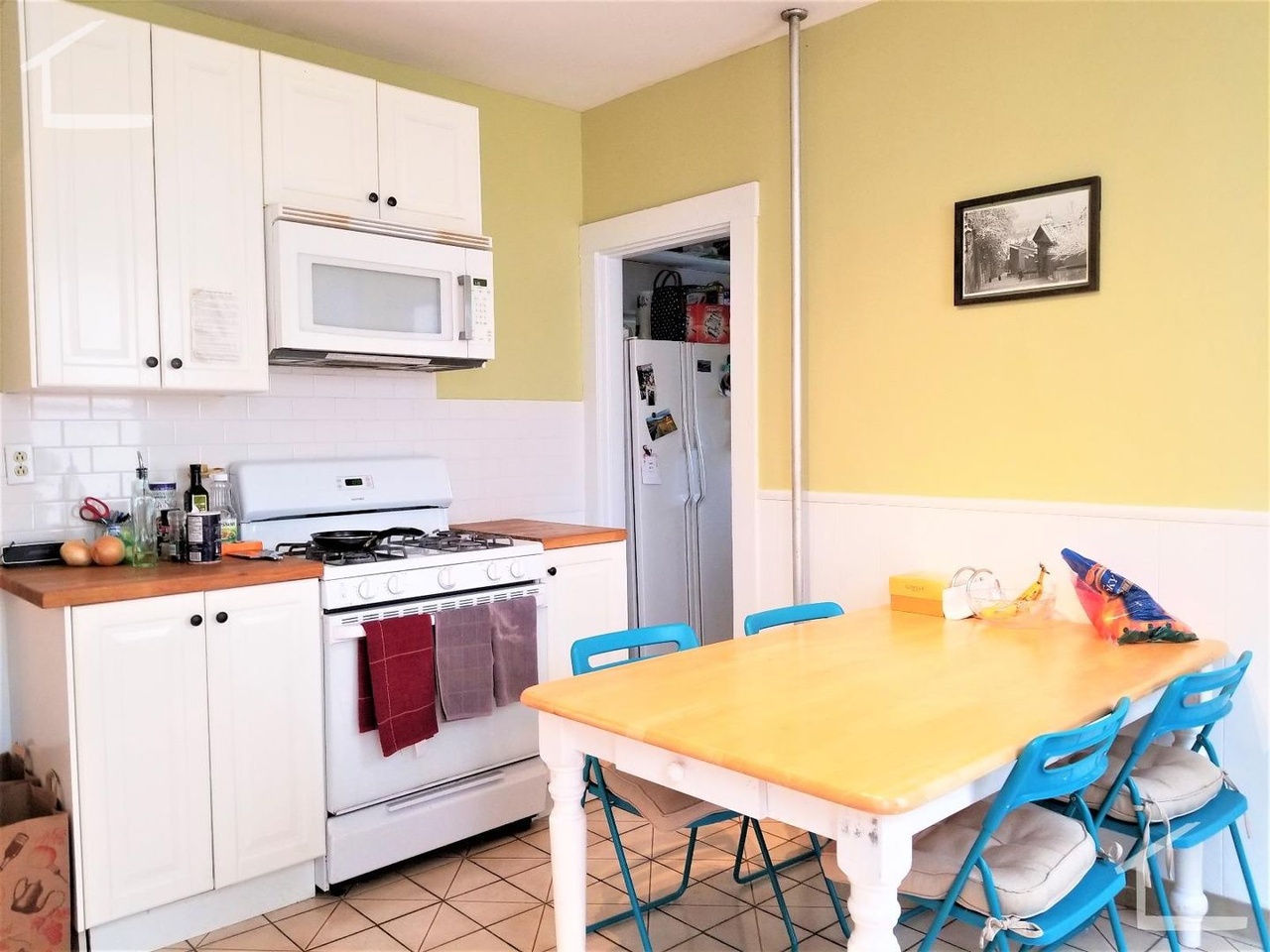 Photos of apartment on Browne St.,Brookline MA 02446