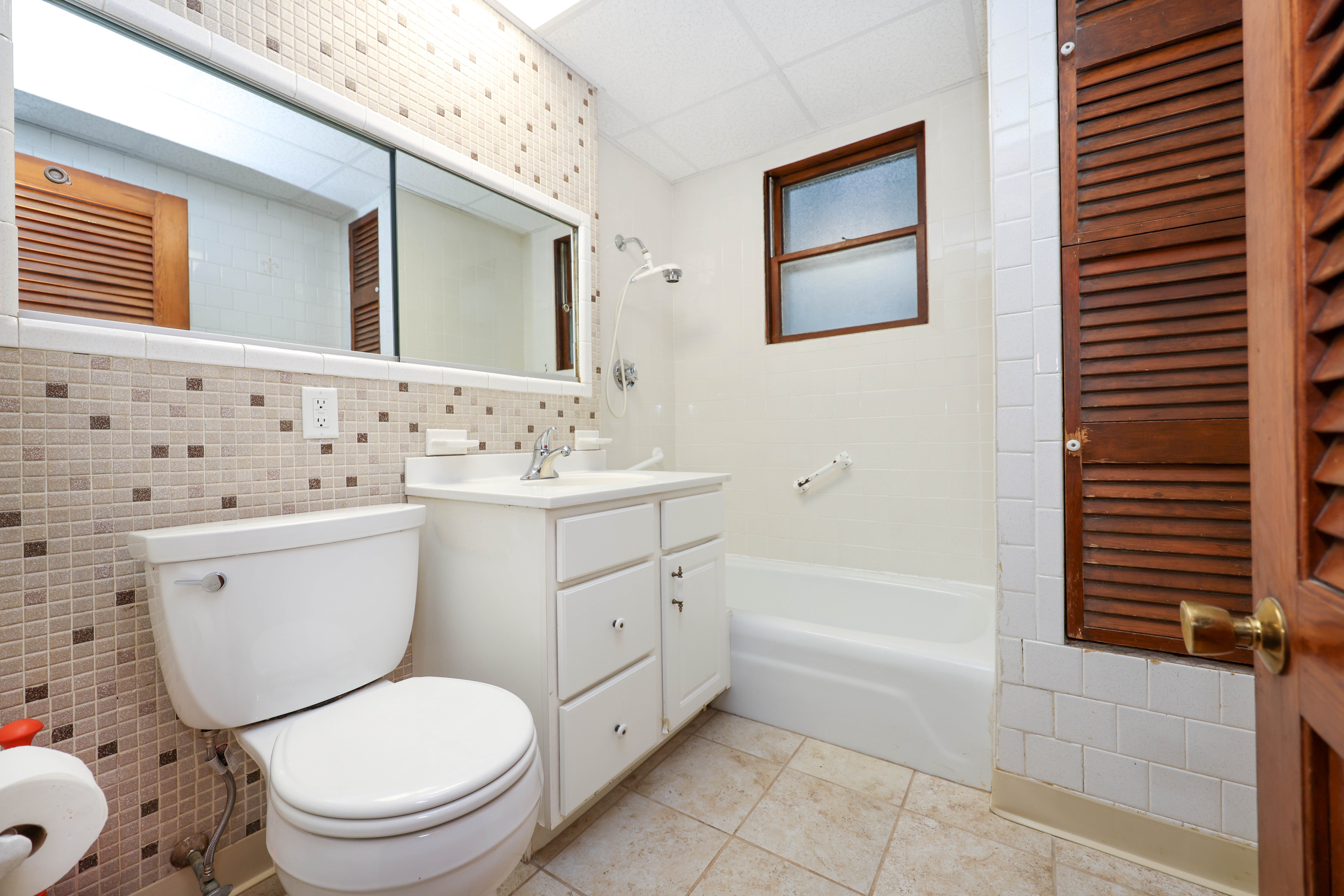 Photos of apartment on Rogers Ave.,Somerville MA 02144