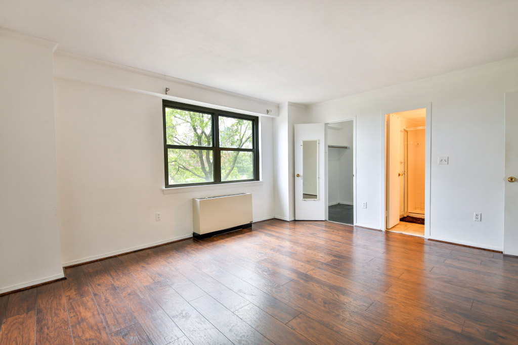 Photos of apartment on Whittier Pl.,Boston MA 02114