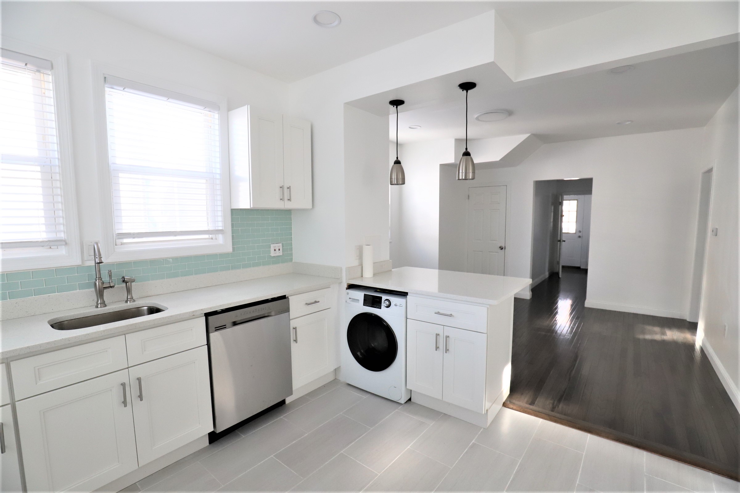 Photos of apartment on Washington St.,Malden MA 02148