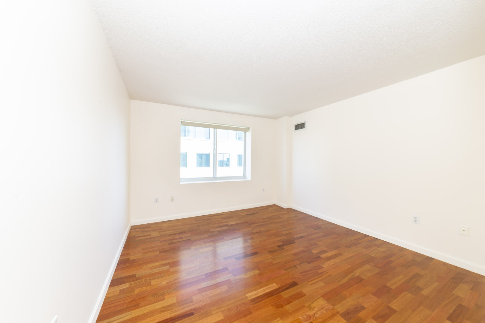 Photos of apartment on Museum Way,Cambridge MA 02141