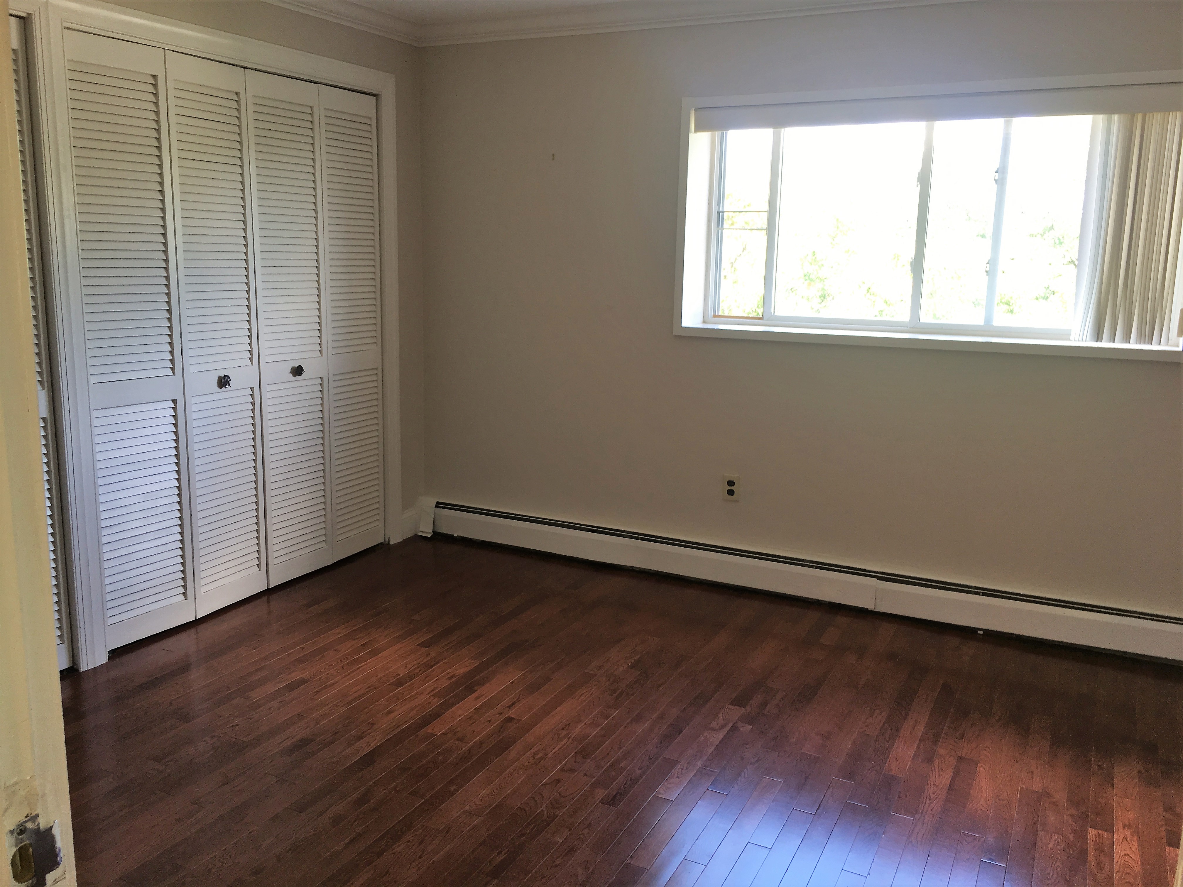 Photos of apartment on Landsdowne St.,Cambridge MA 02139