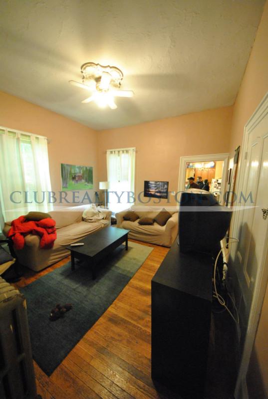 25 Bigelow St, Brighton