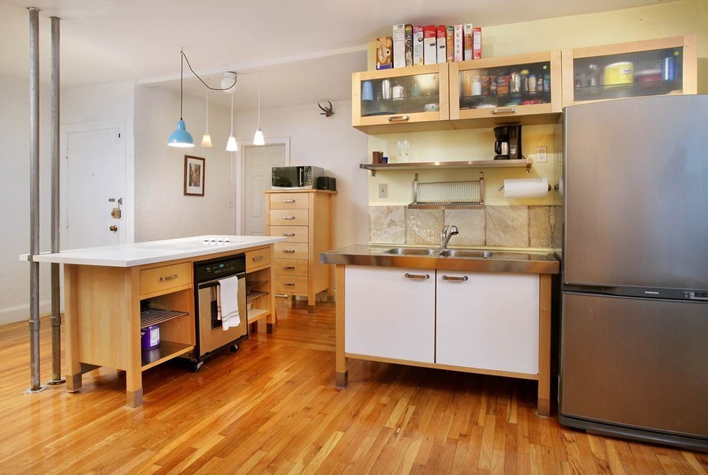 Photos of apartment on Soldiers Field Pl.,Boston MA 02135
