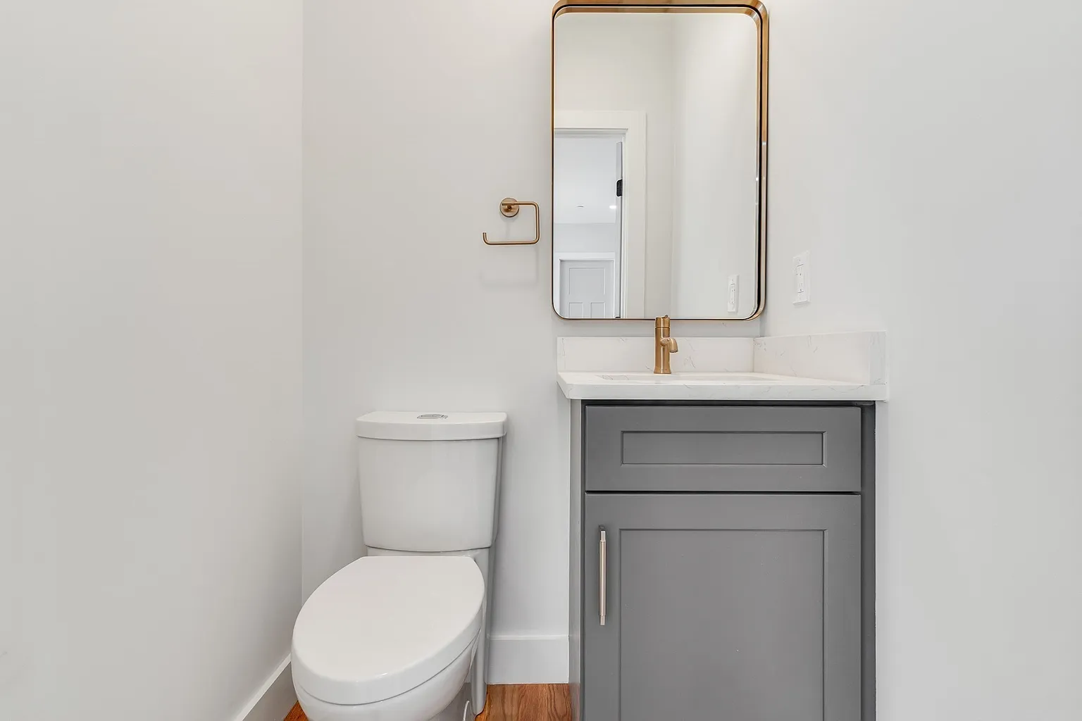 Photos of apartment on Condor St.,Boston MA 02128