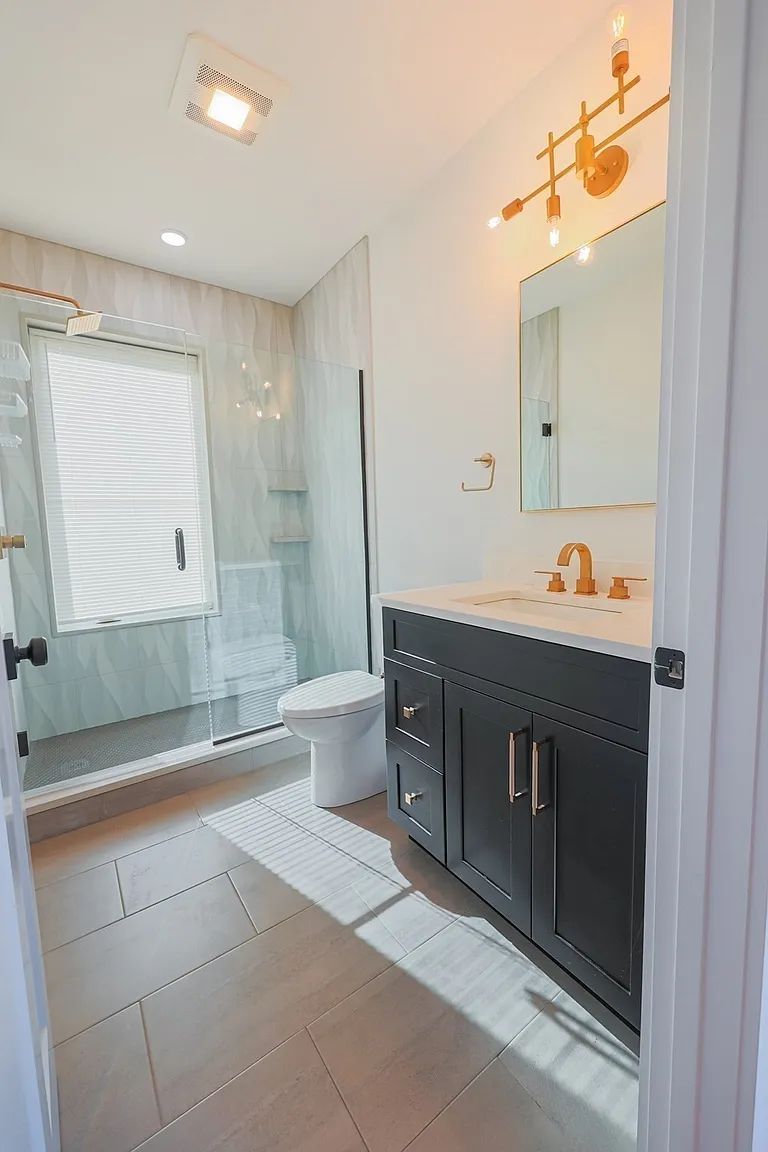 Photos of apartment on Condor St.,Boston MA 02128