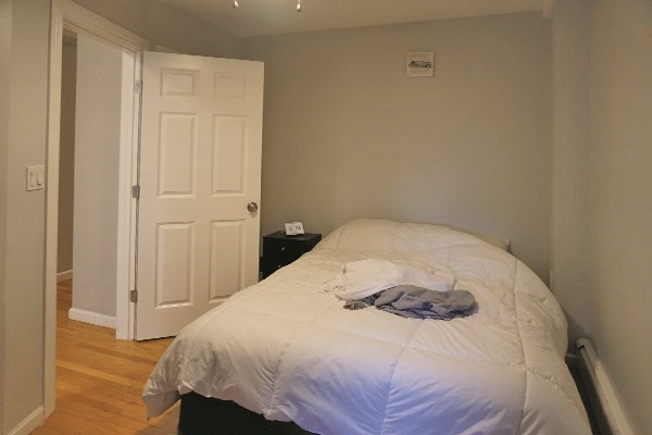 https://ygl-photos.s3.us-west-004.backblazeb2.com/16128O682bd2ba65473.jpeg
