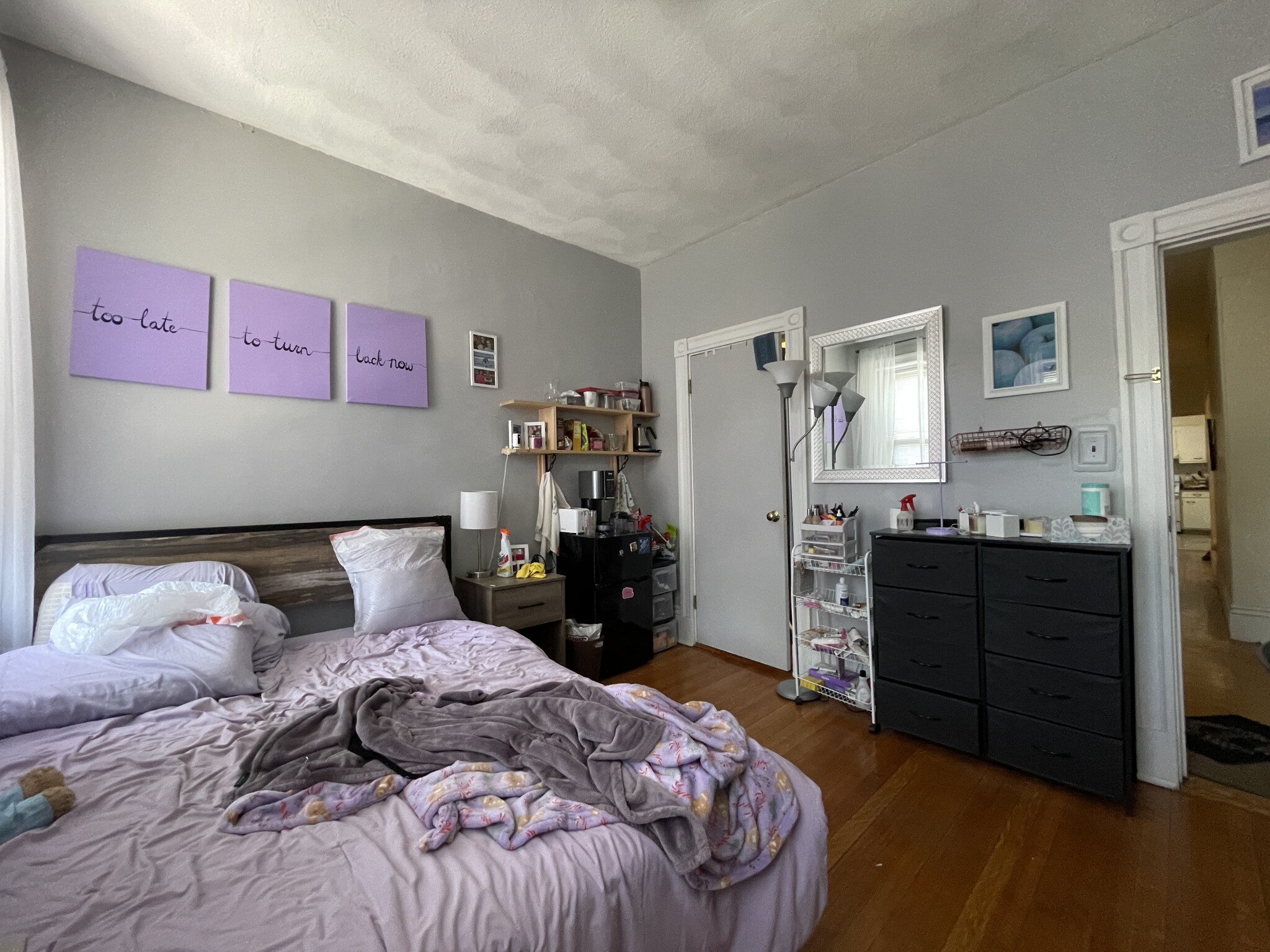 https://ygl-photos.s3.us-west-004.backblazeb2.com/16215W684110349f9c0.jpg