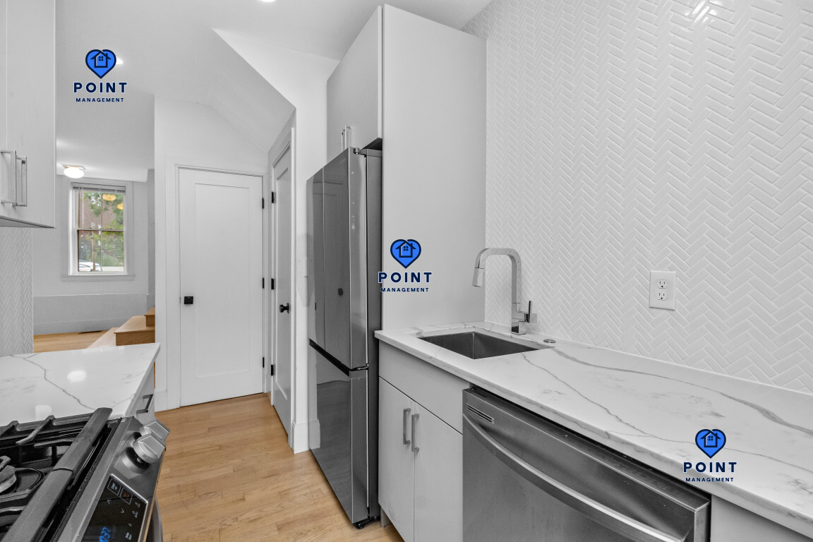 Photos of apartment on Chelsea,Boston MA 02128