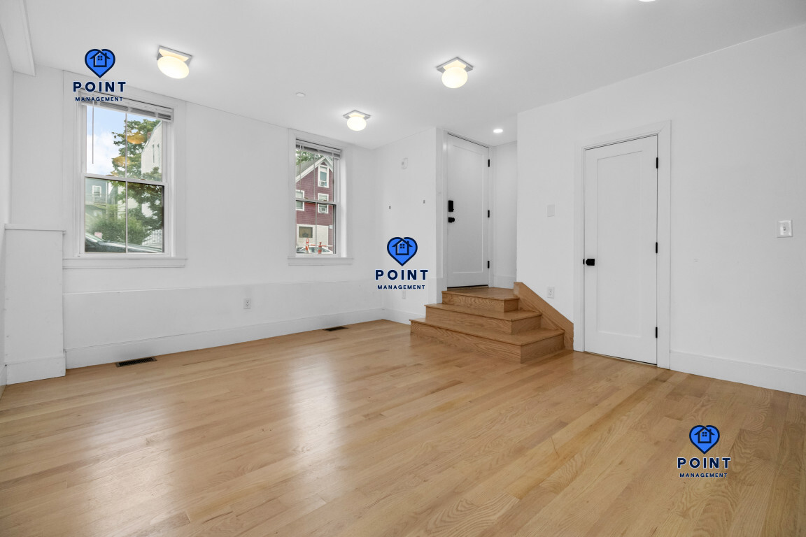 Photos of apartment on Chelsea,Boston MA 02128