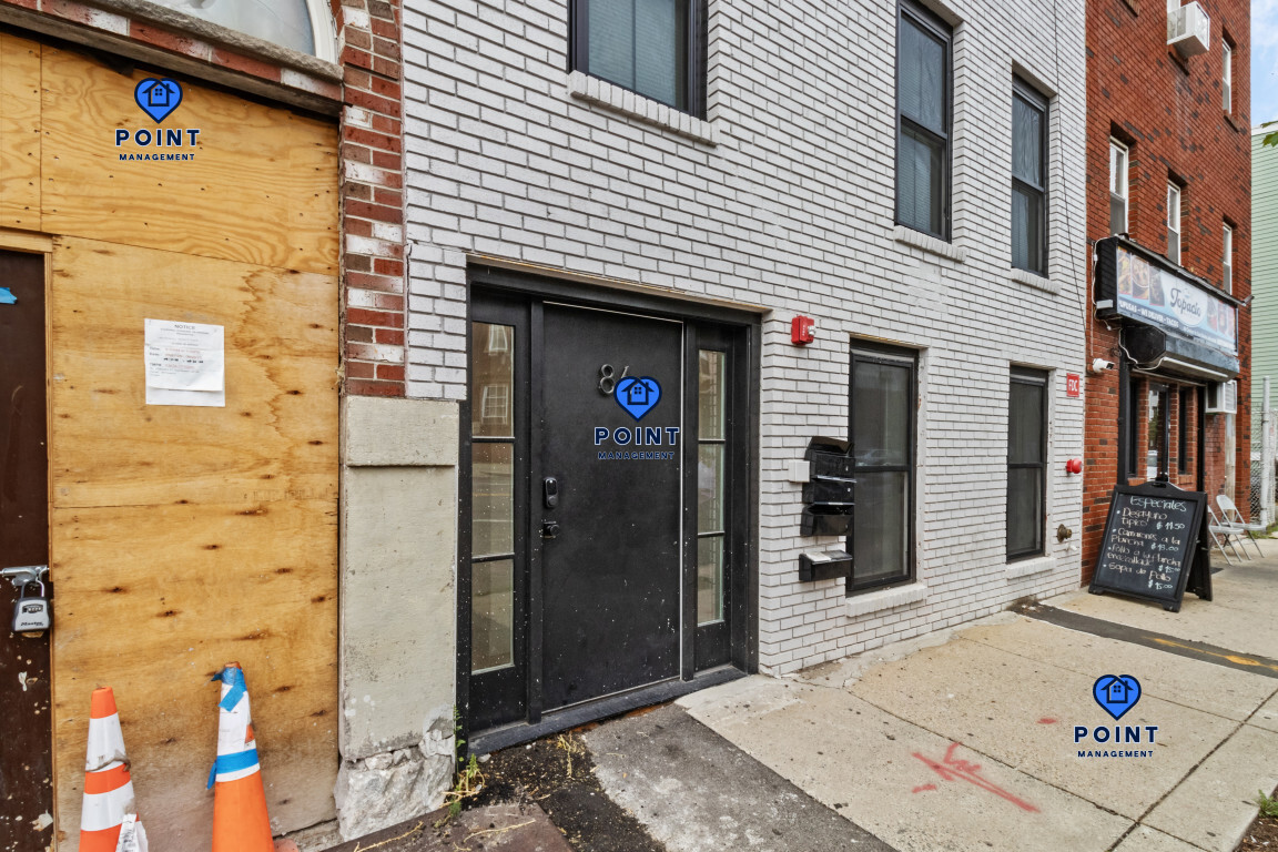 Photos of apartment on Chelsea,Boston MA 02128