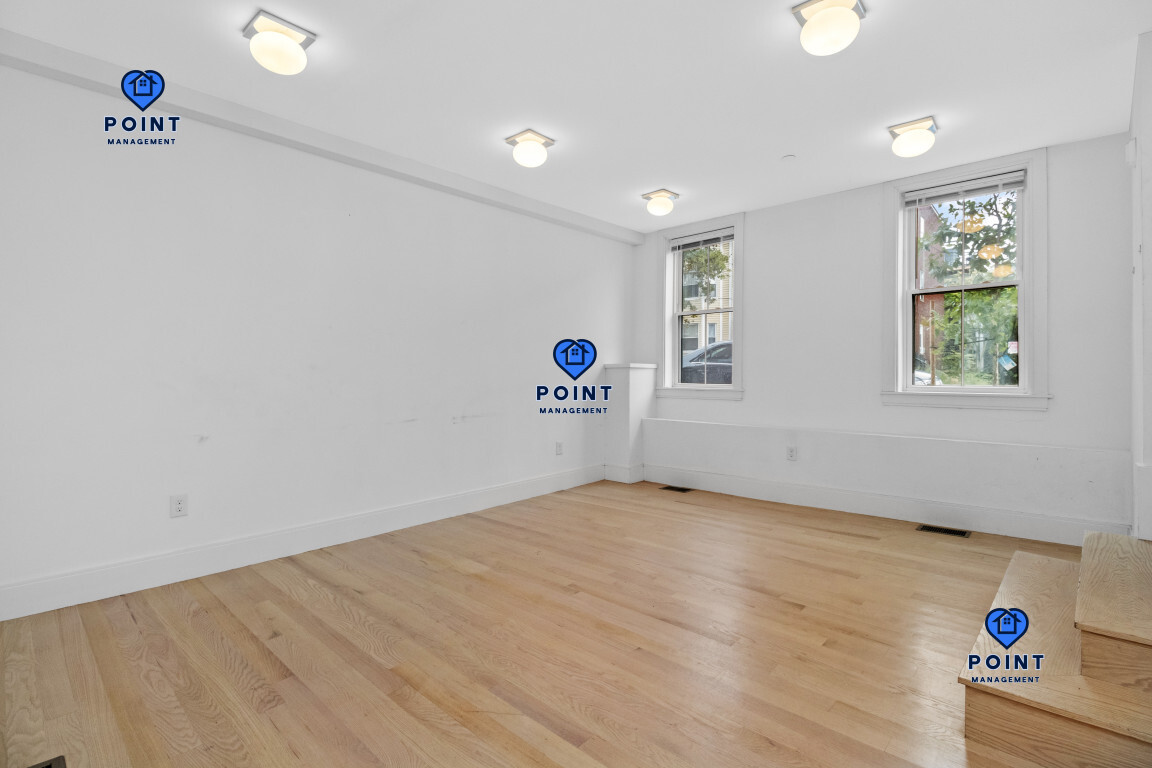 Photos of apartment on Chelsea,Boston MA 02128