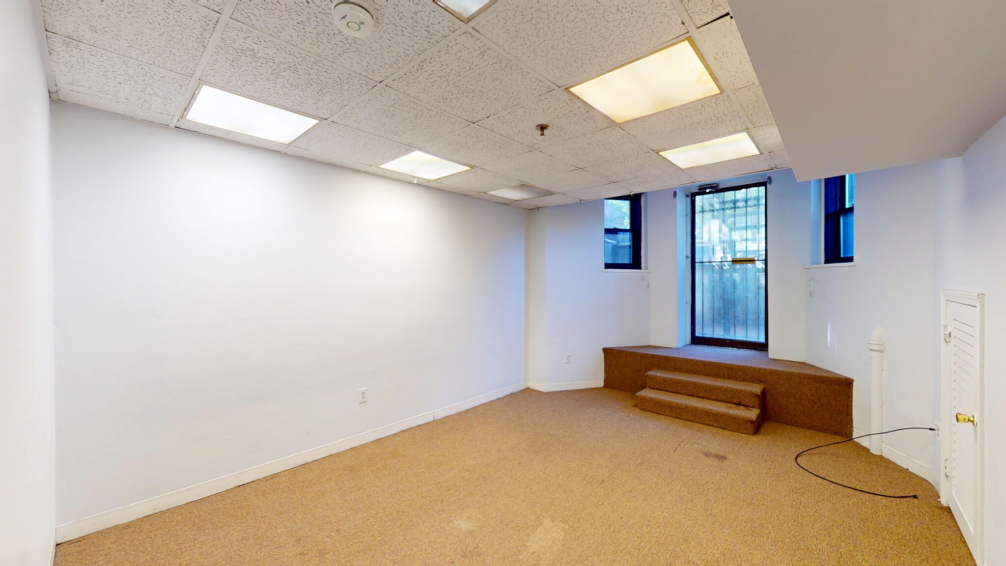 475 Commonwealth Ave. - 3,000USD / month
