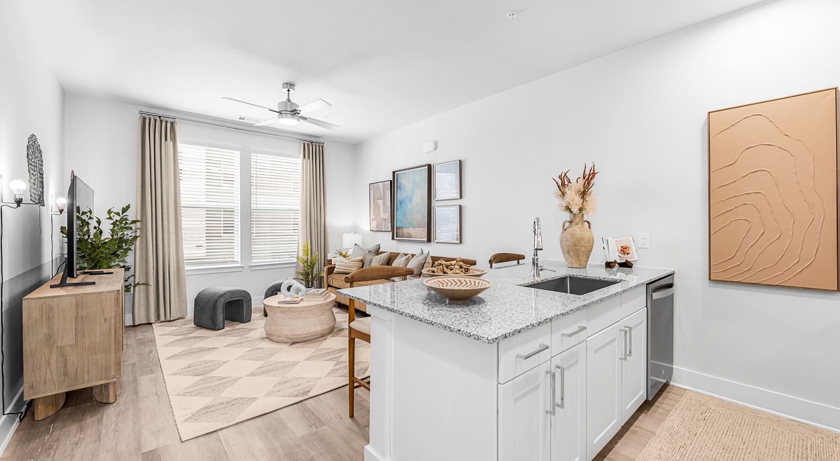 3205 Westinghouse Rd. - 1,525USD / month