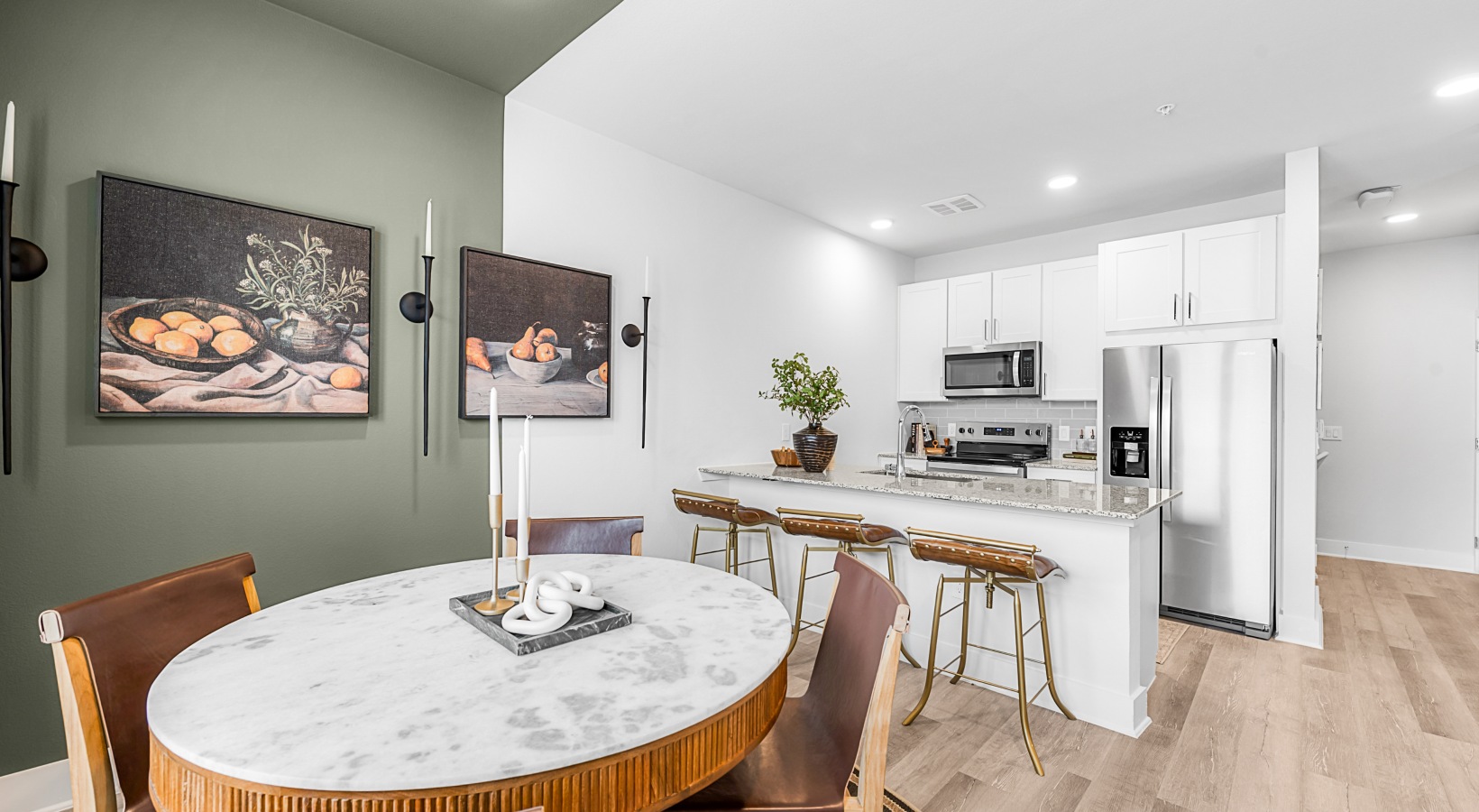 3205 Westinghouse Rd. - 2,000USD / month