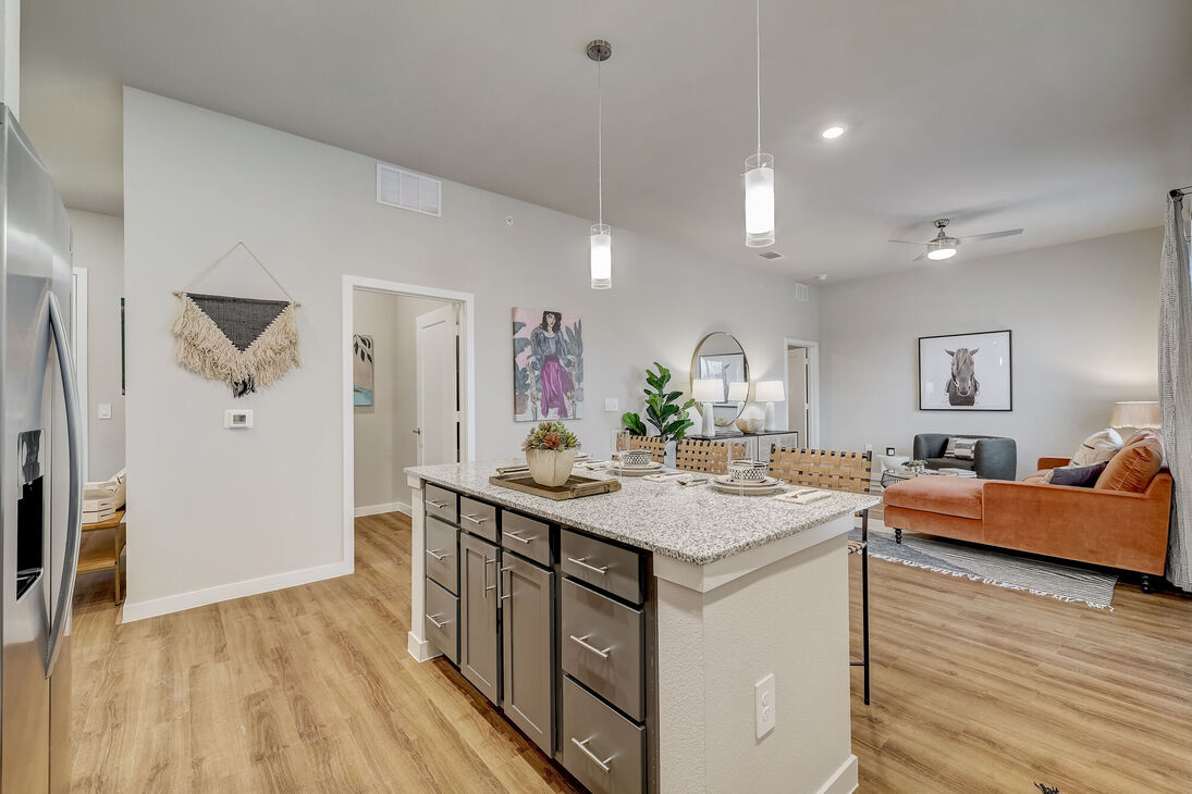 500 Westinghouse Rd. - 1,100USD / month
