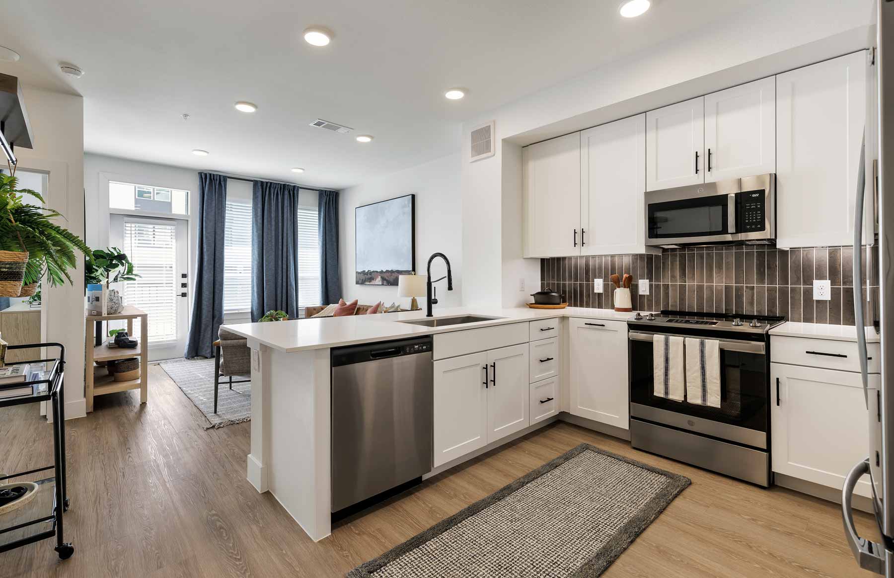 5300 North Mays St. - 1,250USD / month