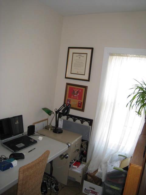 3 Calvin St, Ward Two