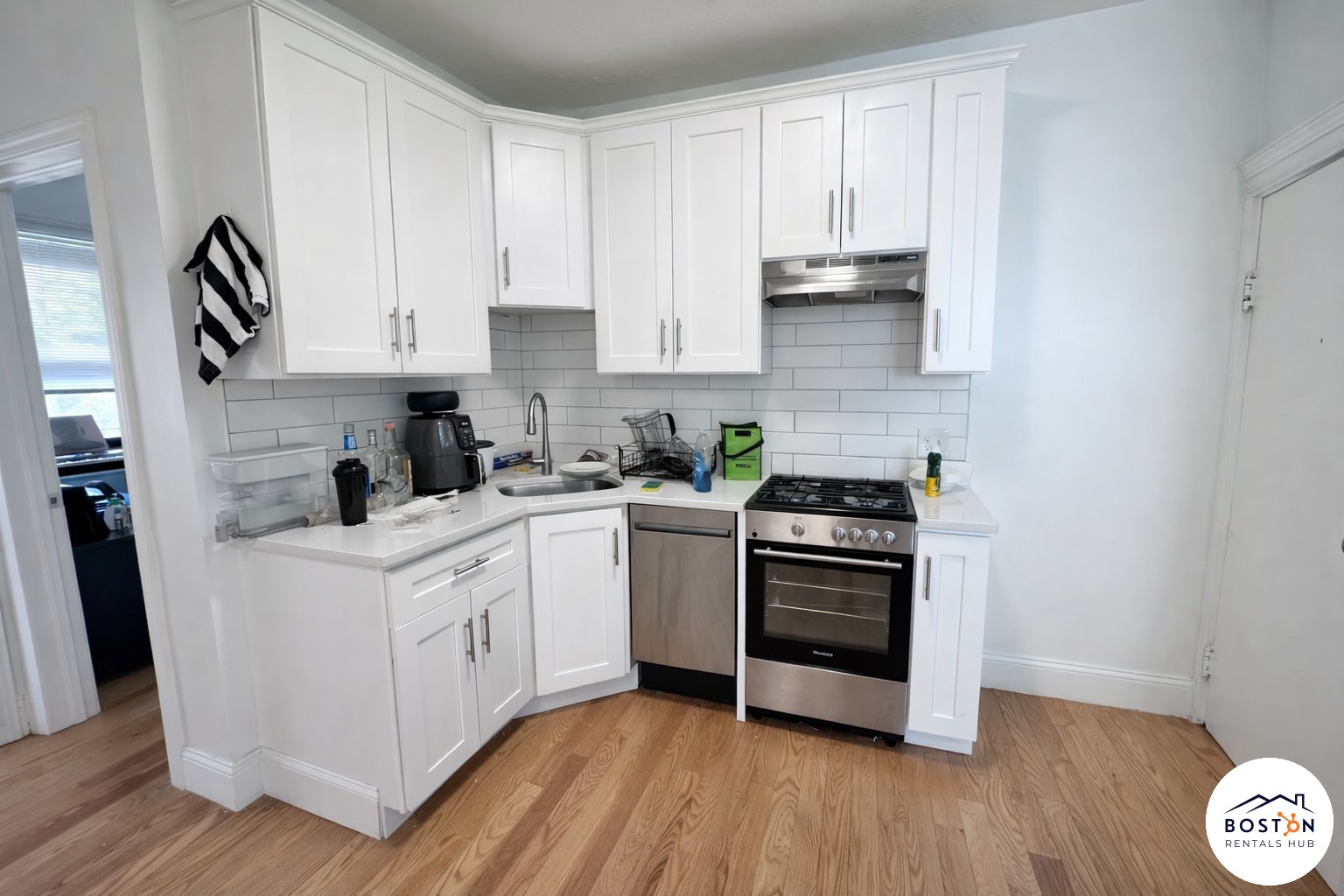 64 Hemenway St. — Fenway