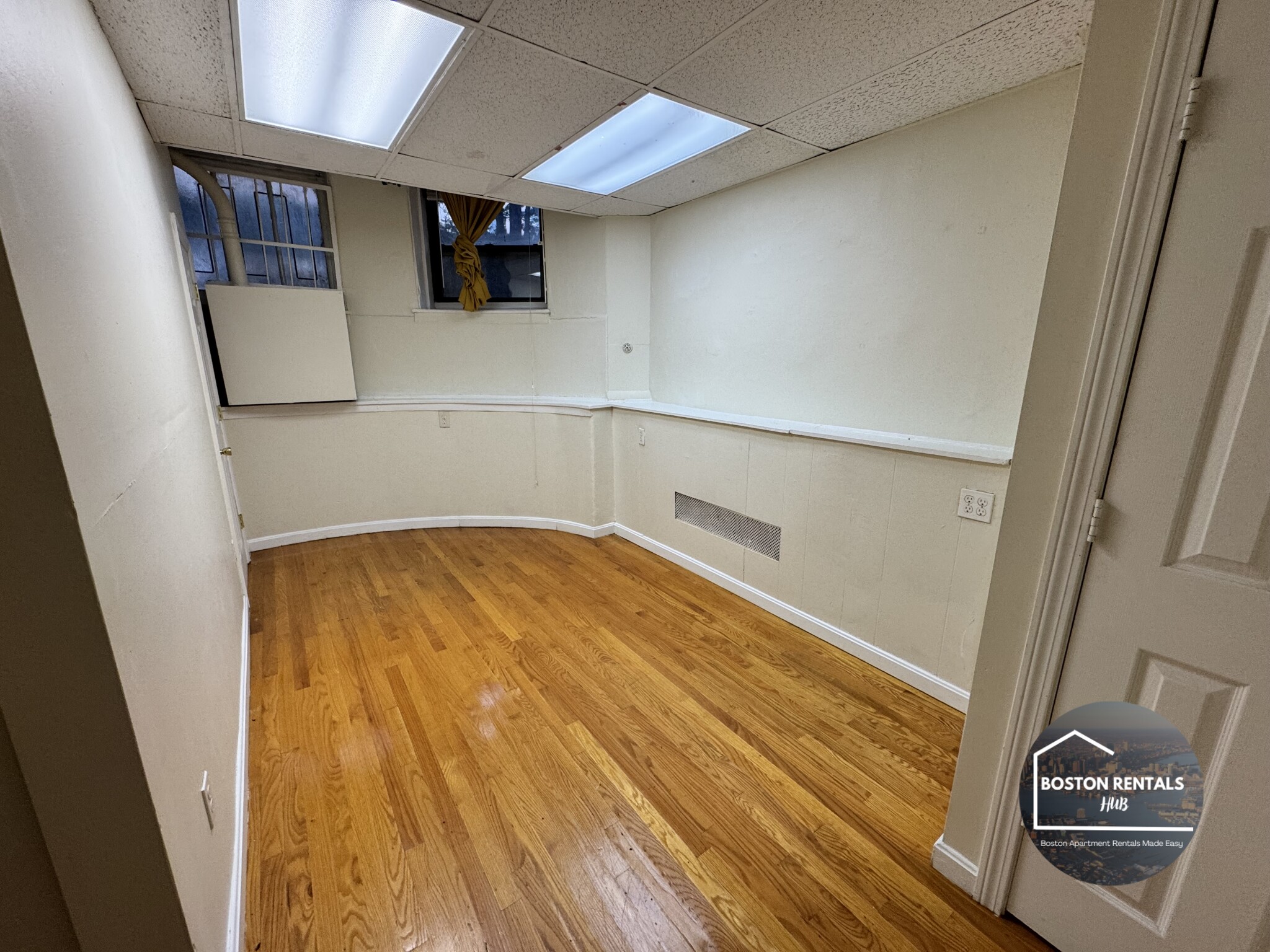 43 Bay State Rd. — Kenmore