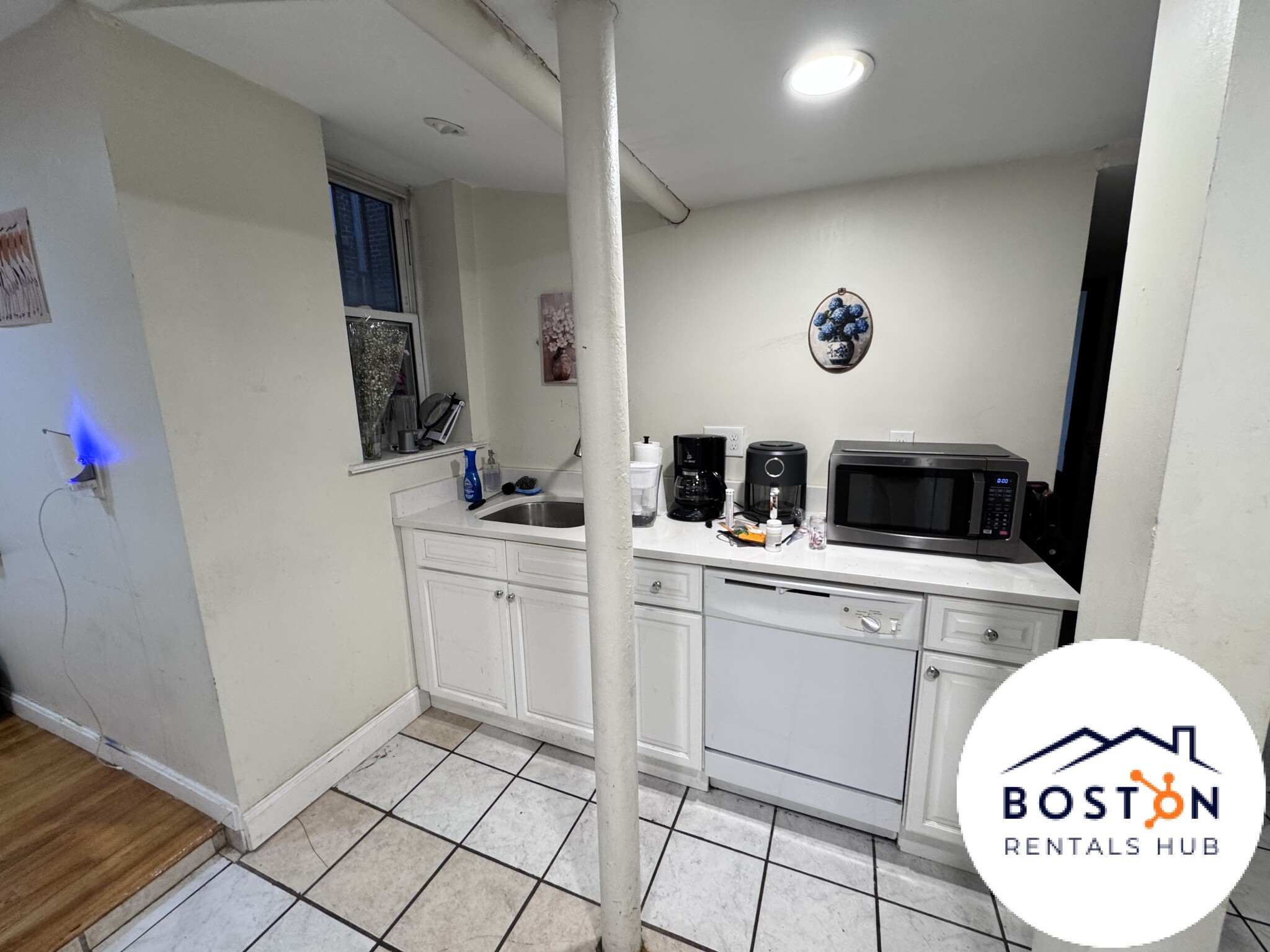 171 Hemenway St. — Fenway