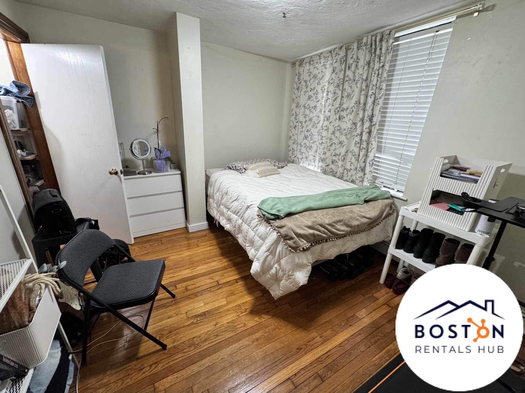 58 Queensberry St. — Fenway