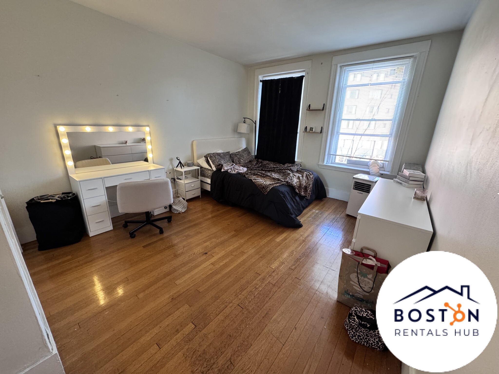 1232 Beacon St.