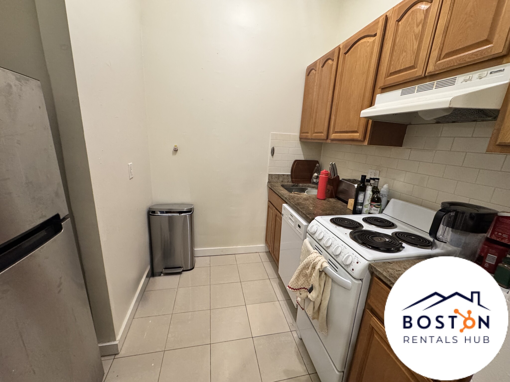 41 Bay State Rd. — Kenmore
