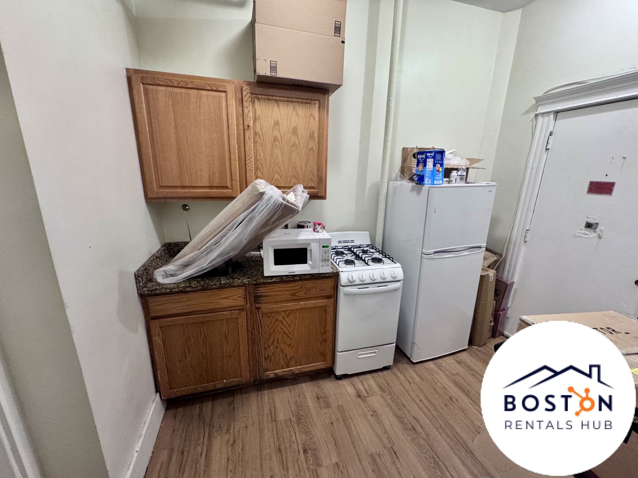 204 Hemenway St. — Fenway