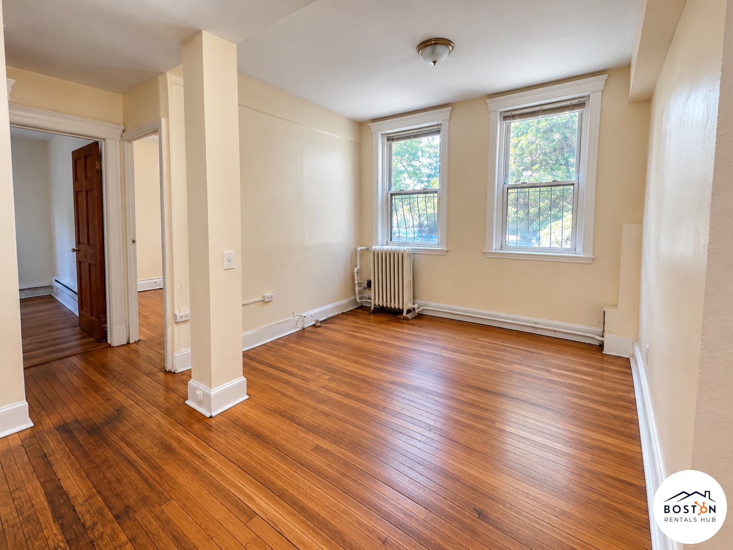352 Riverway — Mission Hill