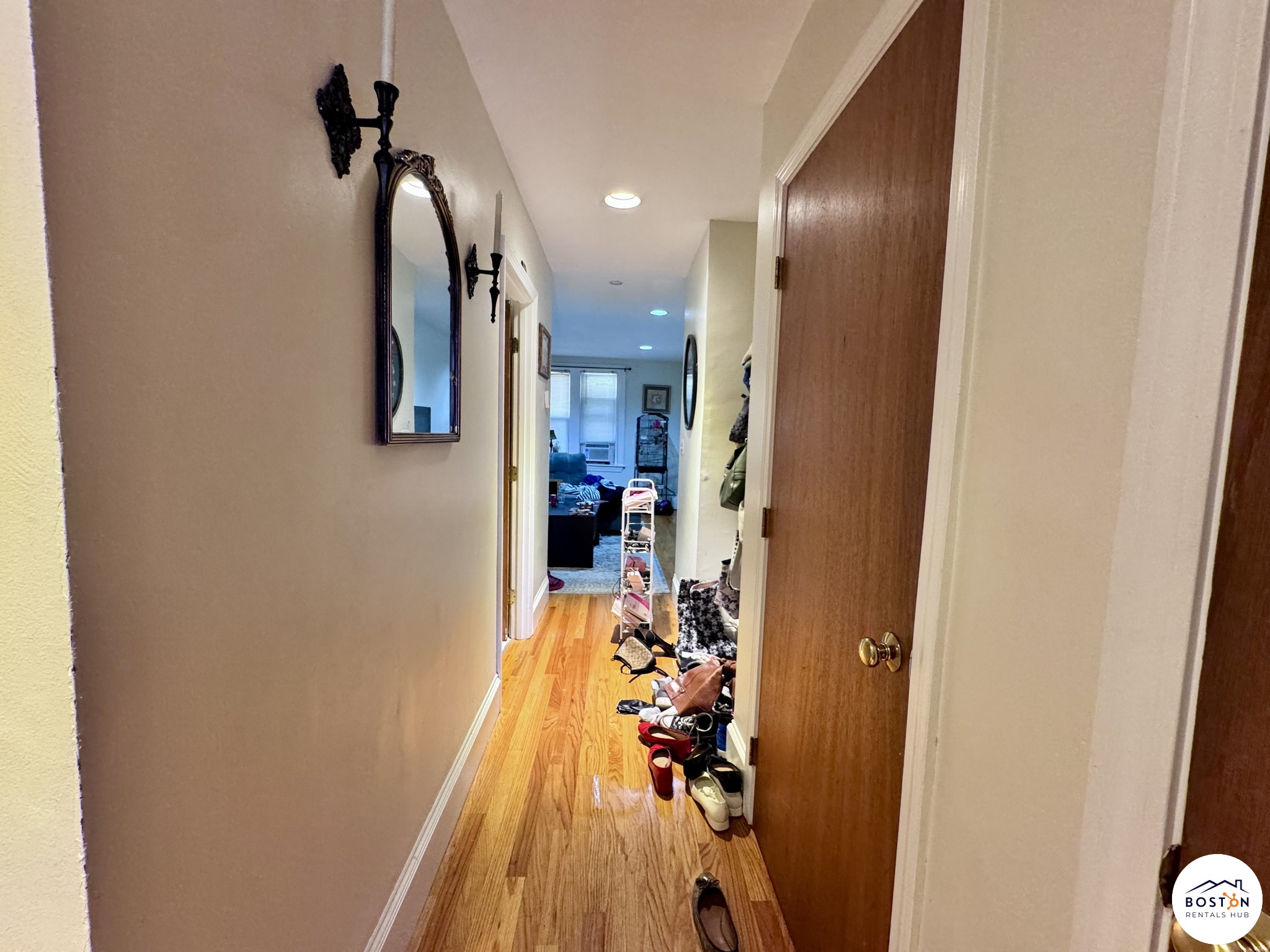 12 Wait St. — Mission Hill