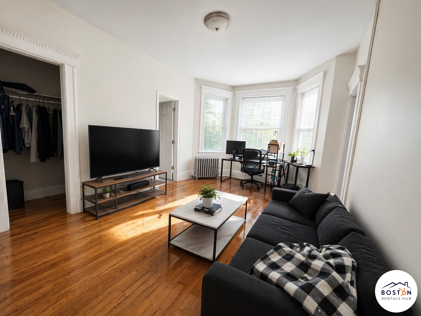 136 Hemenway St. — Fenway