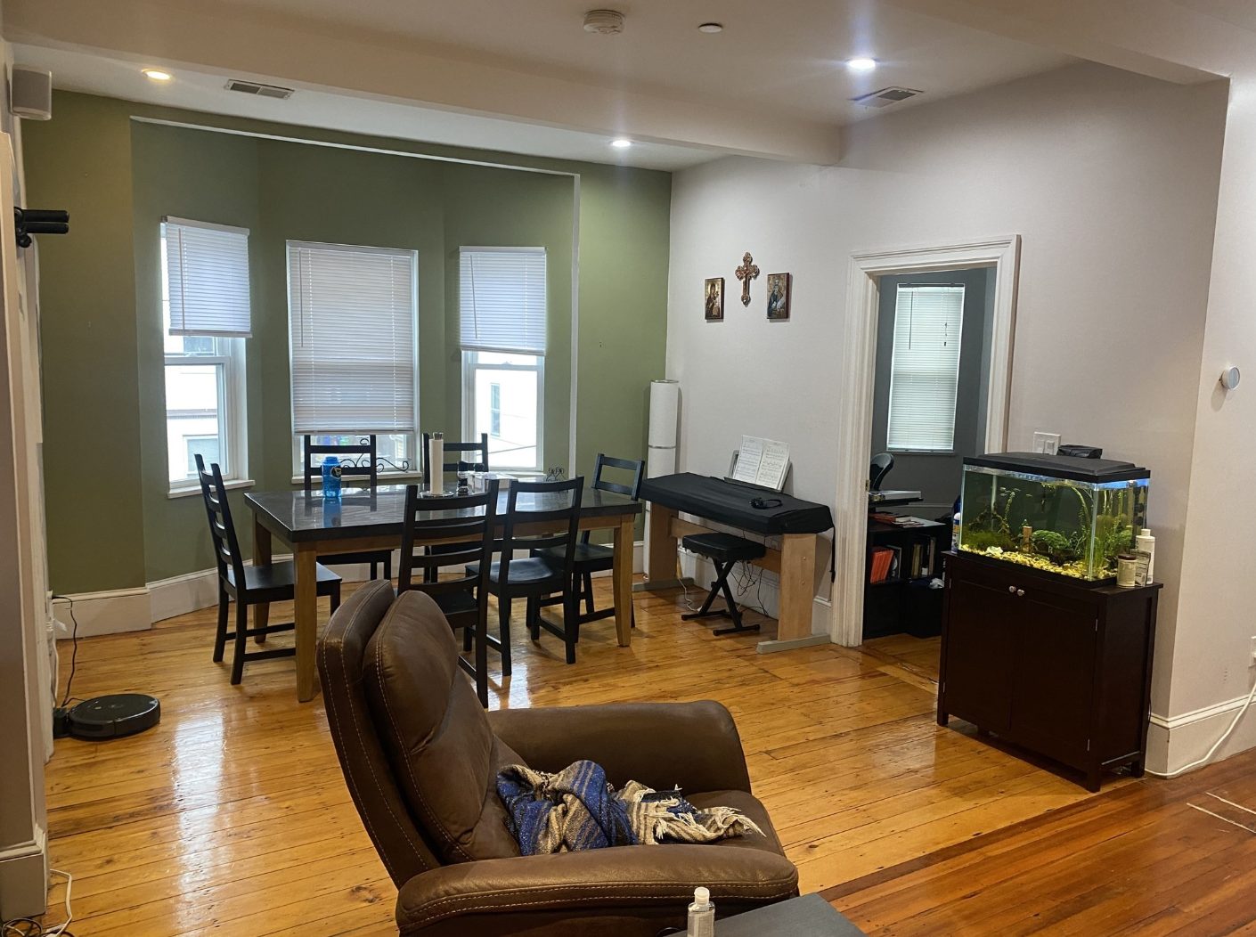 Photos of apartment on Mozart St.,Boston MA 