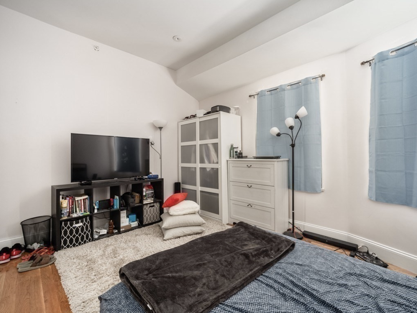 Photos of apartment on Mozart St.,Boston MA 02130