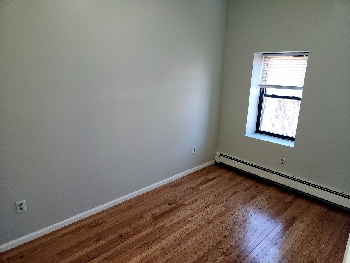 Photos of apartment on Washington St.,Boston MA 02130