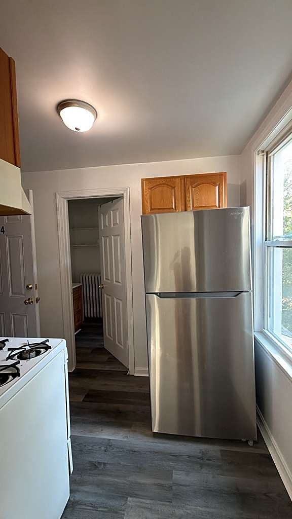 Photo 2 of 72 South Sixth St. Unit 4