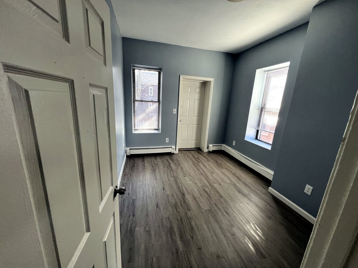 Photos of apartment on Washington St.,Boston MA 02130