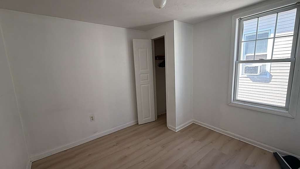 Photo 5 of 74 Ellen St. Unit 3W