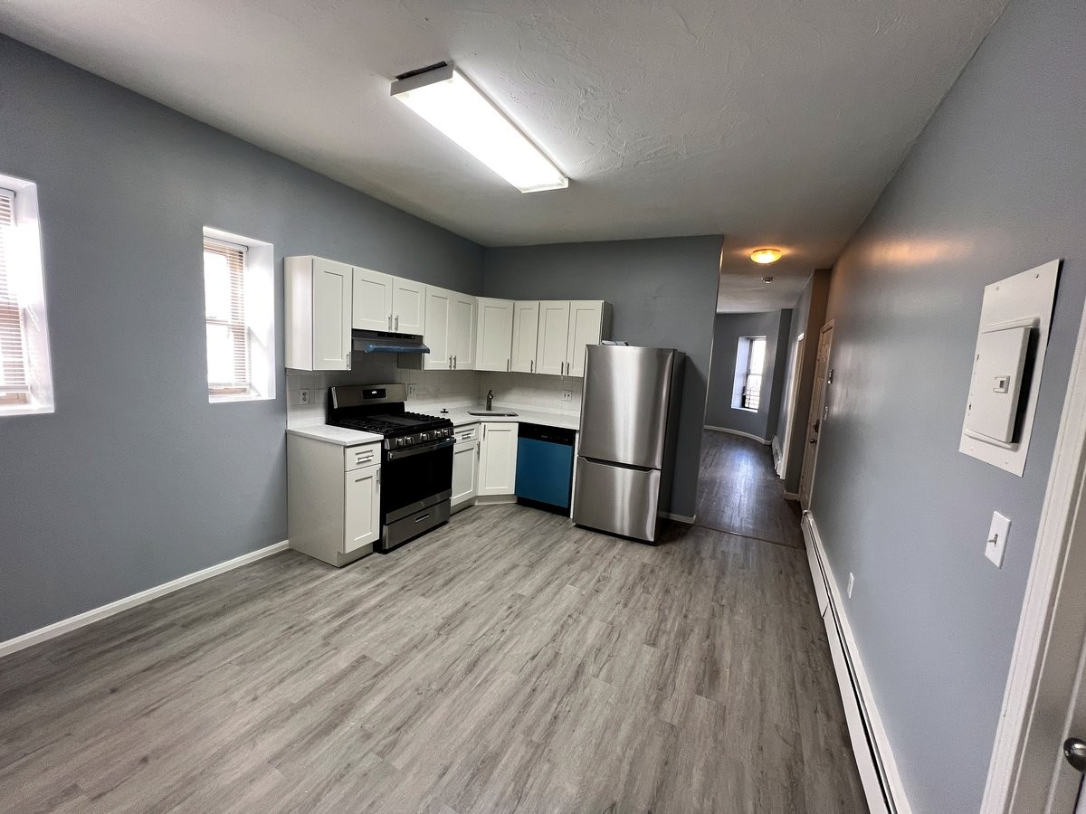 Photos of apartment on Washington St.,Boston MA 02130