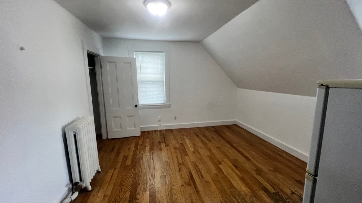 Photos of apartment on Crescent St.,Waltham MA 02453