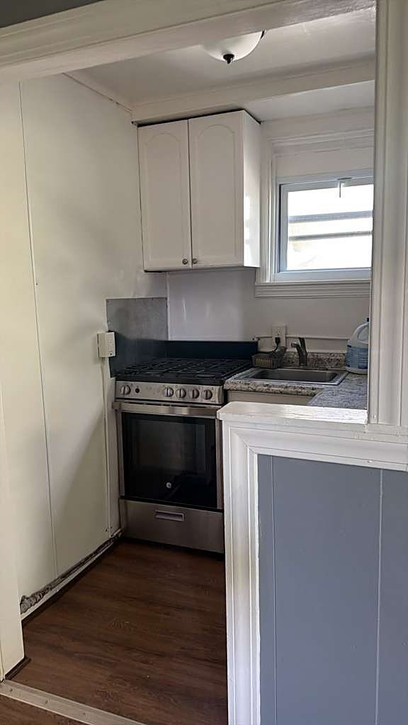 Photo 2 of 168 Hall St. Unit 2